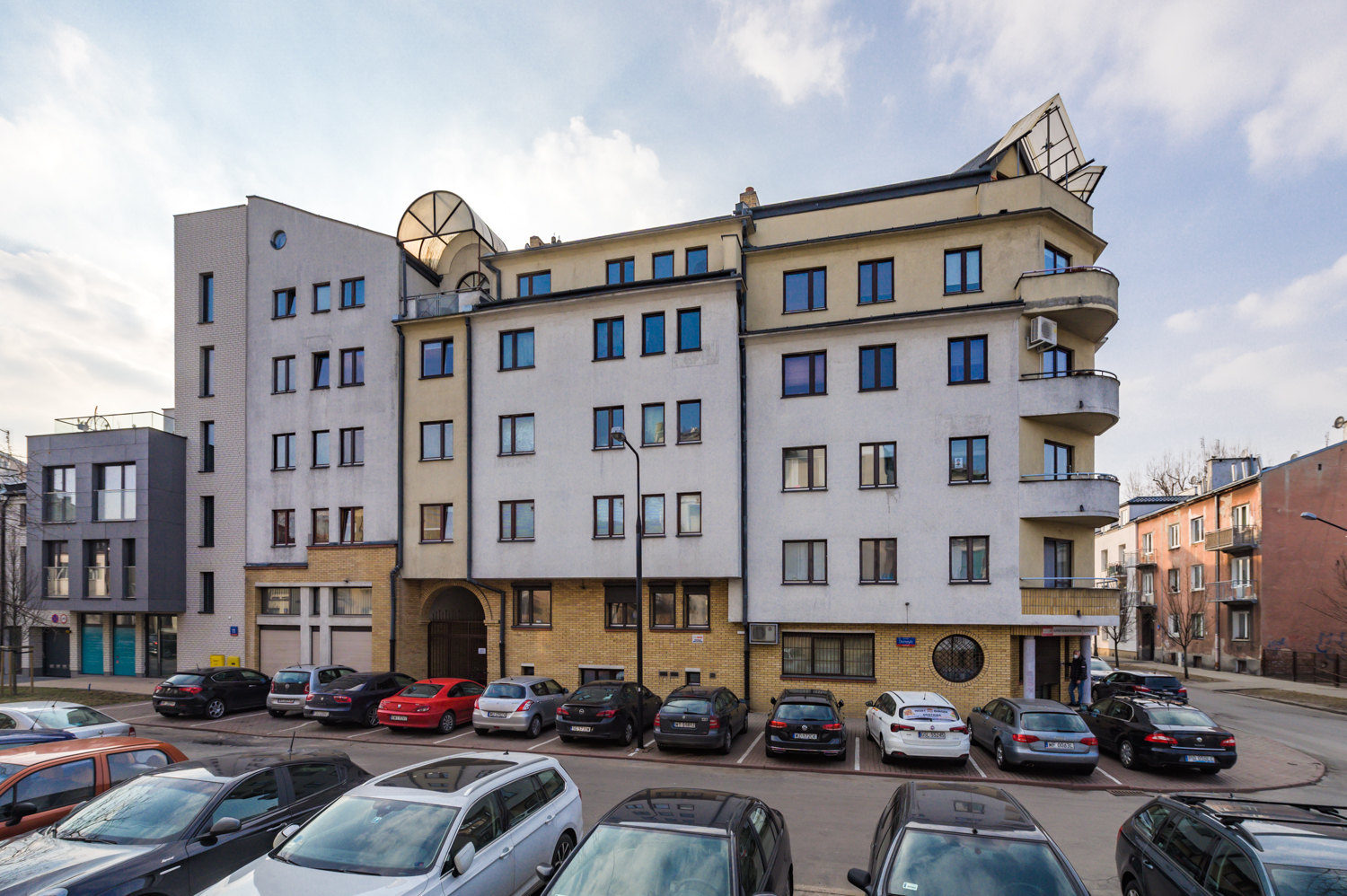 Zdjęcie architektury budynku Budynek mieszkalno-usługowy